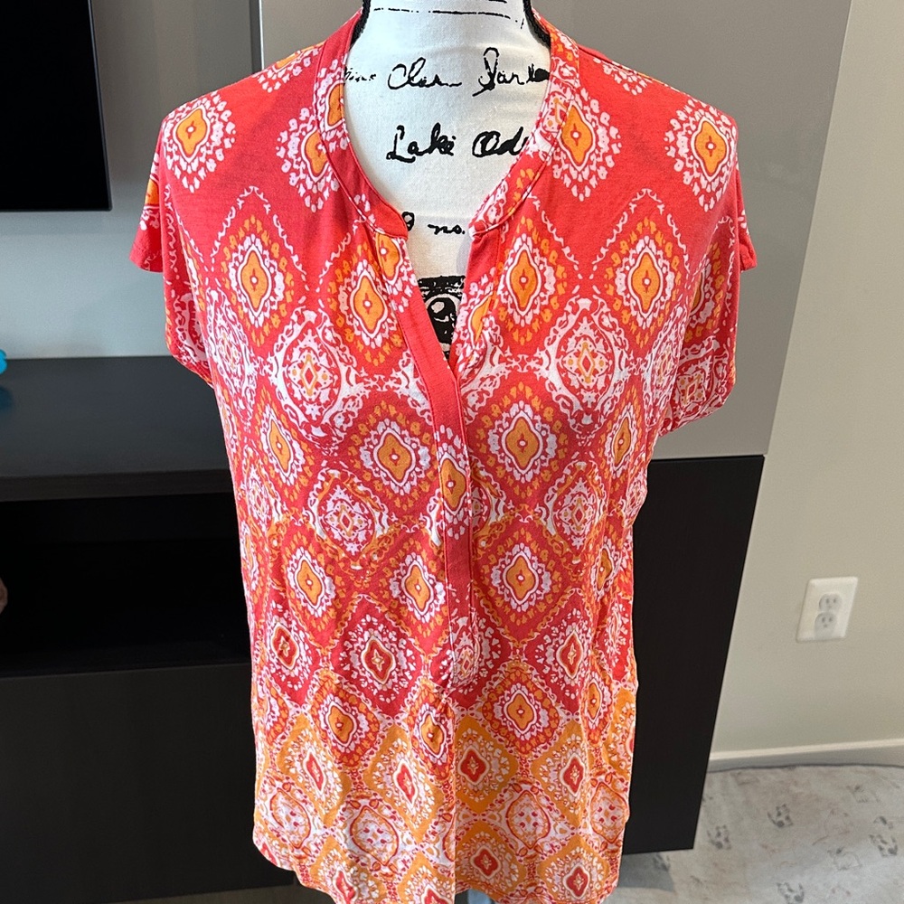 Dana Buchman Red and Orange Patterned Blouse